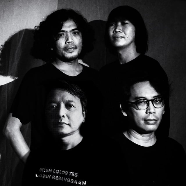 Efek Rumah Kaca - Artist