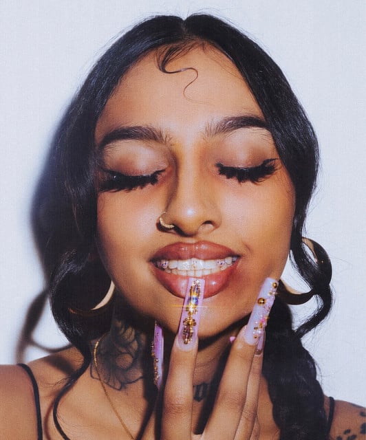 Aura BAE - Artist