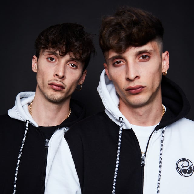 Ayax y Prok - Artist