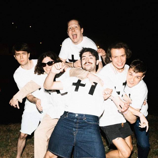 Carson Coma - My fav band since i was 10. My school friend show me this band in 5th grade i think (im not sure). I love them with all my heart.