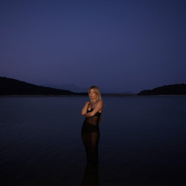 870 - Track · Marina Reche