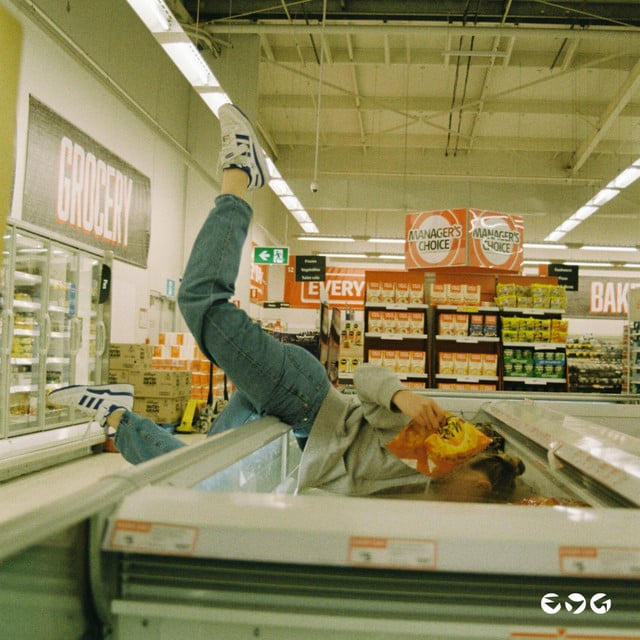 Finger Trips - Track · Re:um