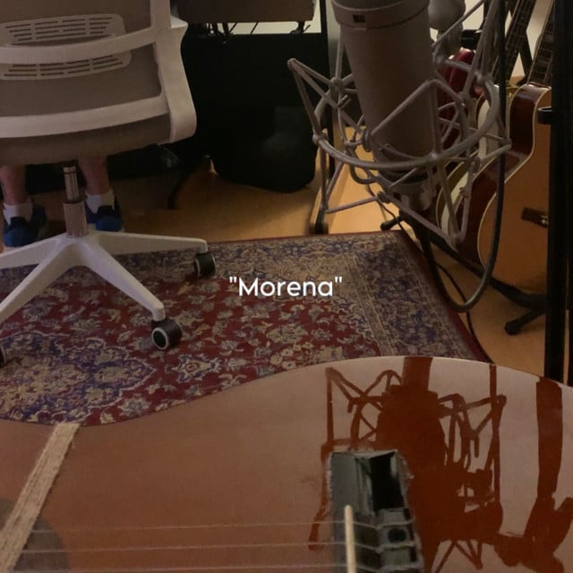 Morena - Track · Darviin