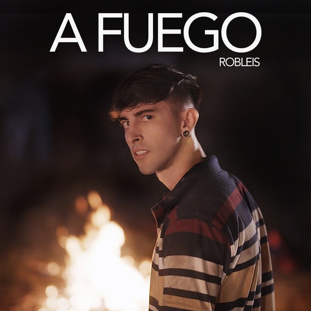 A Fuego - Track · Robleis