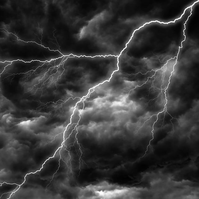 Sweater Weather - Sped Up - Track · The Neighbourhood