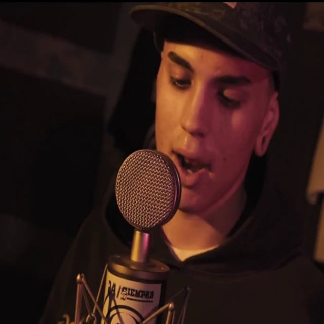 Solo - Track · C.R.O