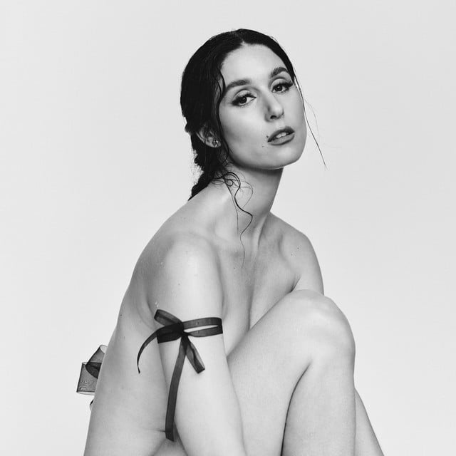Adentro - Album · Francisca Valenzuela