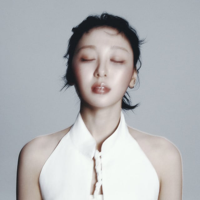 Viola - Track · Yves