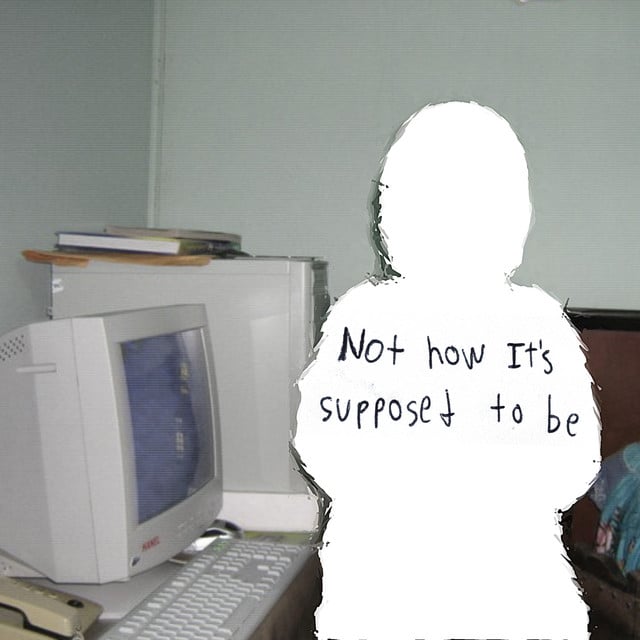 she's not real - Track · i don't like mirrors