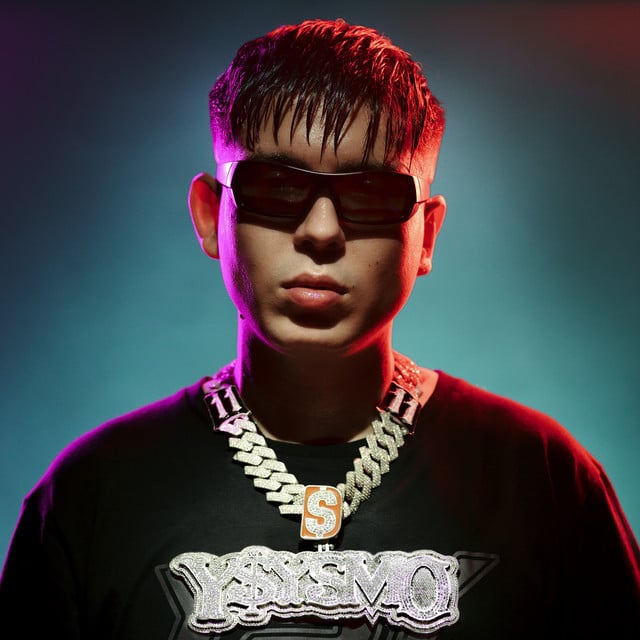 CÓMO CHILLA ELLA - Track · YSY A, SPONSOR DIOS, Evlay