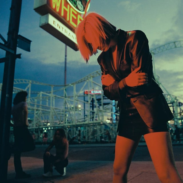 Moment In The Sun - Bonus Track - Track · Sunflower Bean