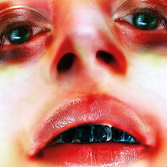 Piel - Track · Arca