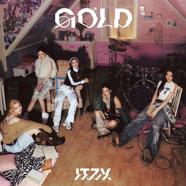 GOLD (English Ver.) - Track · ITZY