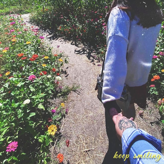 keep smiling - Track · demxntia