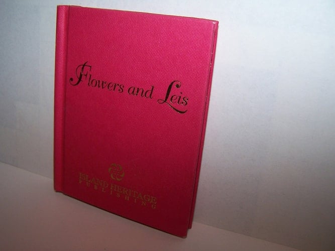 Flowers and leis (Island Heritage miniature collection) - Fred Von Wiegen • 1997