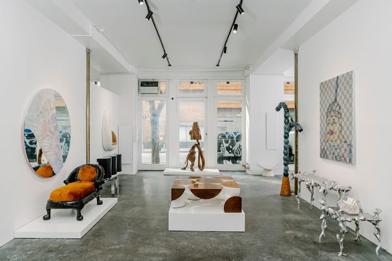 Objective Gallery