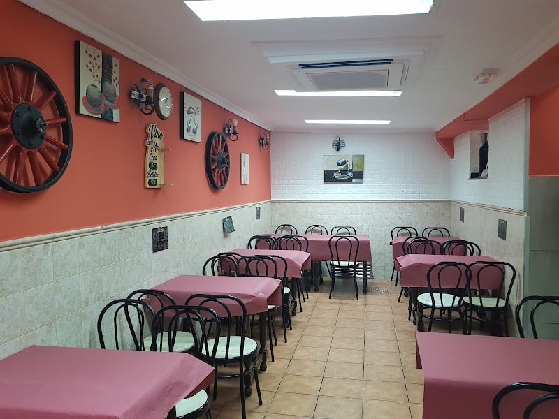 Mesón La Peña Soriana - Especialidad en bravas