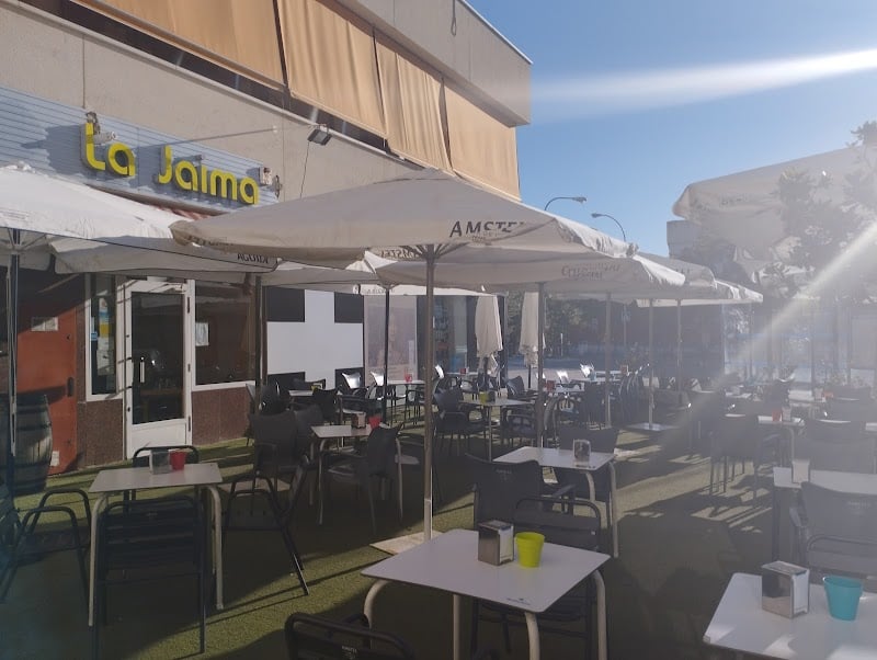 Cafetería Cervecería La Jaima - Especialidad en boquerones adobados