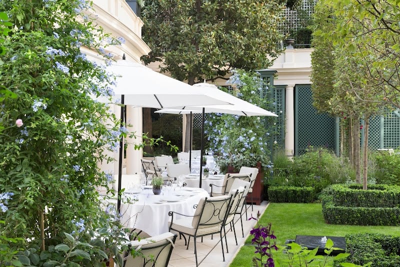 Le Bristol Paris