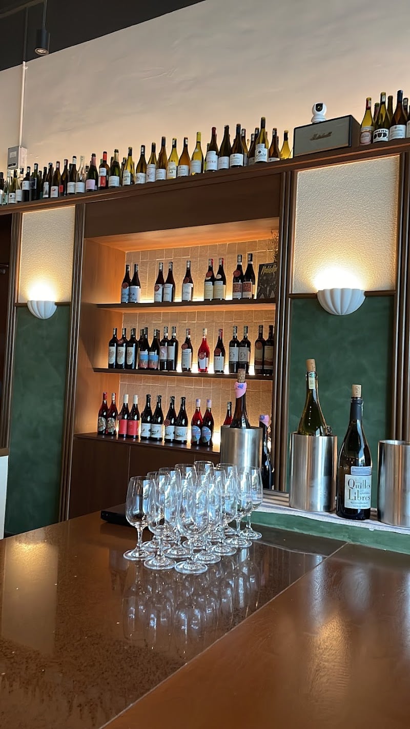 Mellow Wine & Dining Room - Seksyen 17, PJ