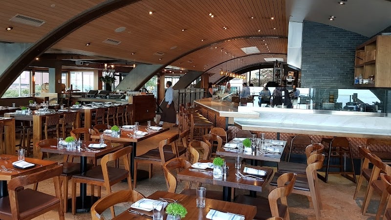 Barrel House Tavern - Just across the bridge, incredible ocean views