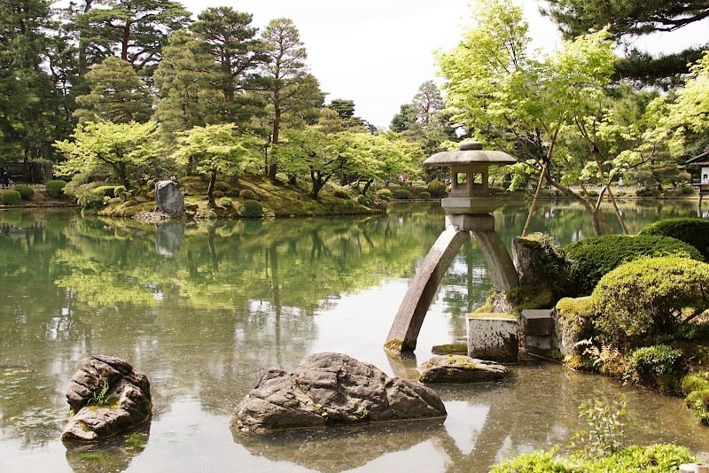 Kenroku-en