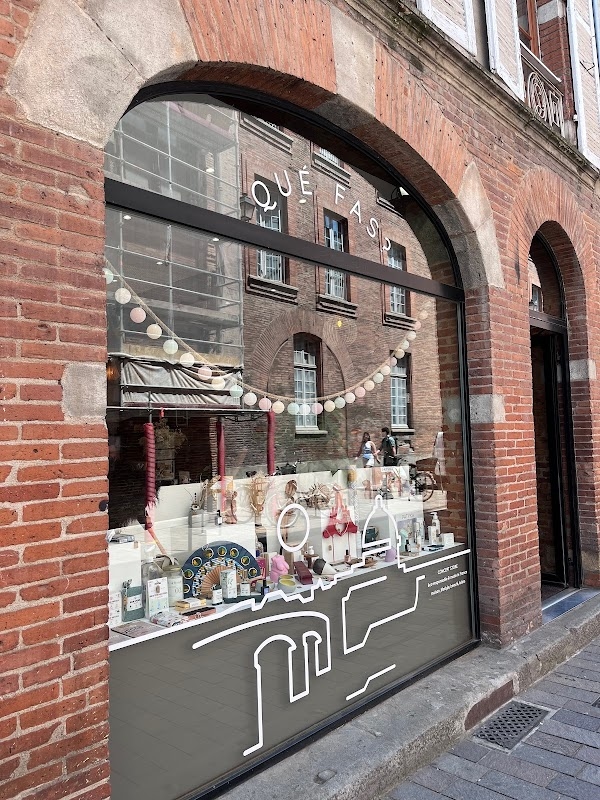 QUÉ FAS? - Concept Store