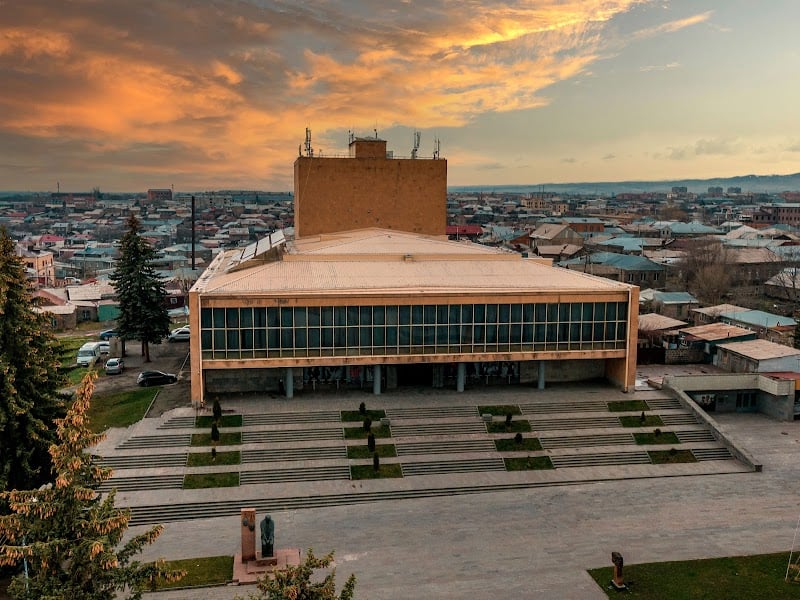 ԳՅՈւՄՐՈւ ԴՐԱՄԱՏԻԿԱԿԱՆ ԹԱՏՐՈՆ \ GYUMRI DRAMA THEATRE