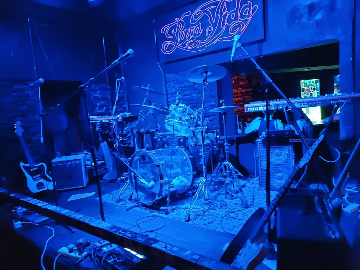 Pura Vida Bar