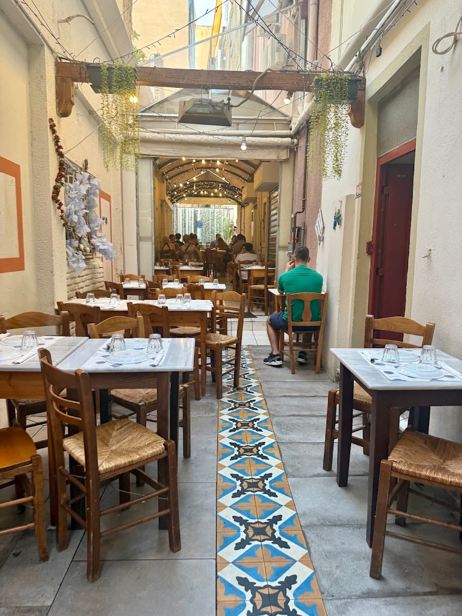 Karamanlidika - Restaurant