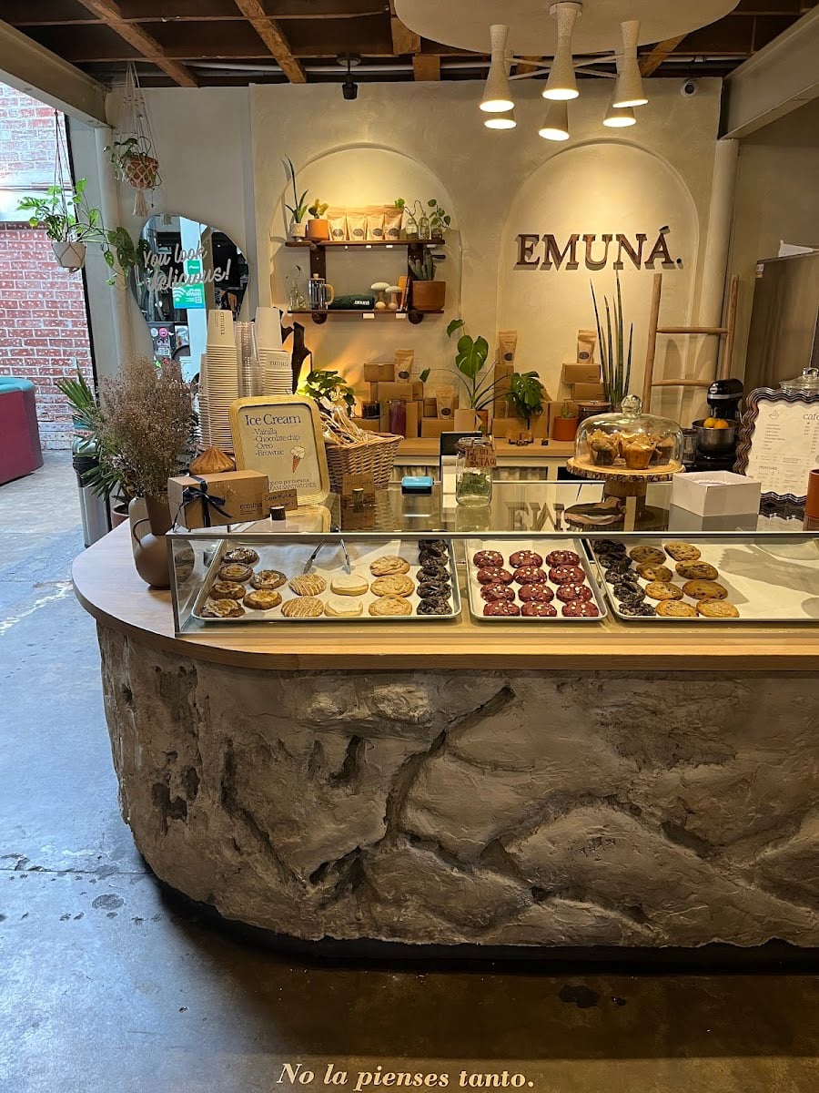 Emuna Café
