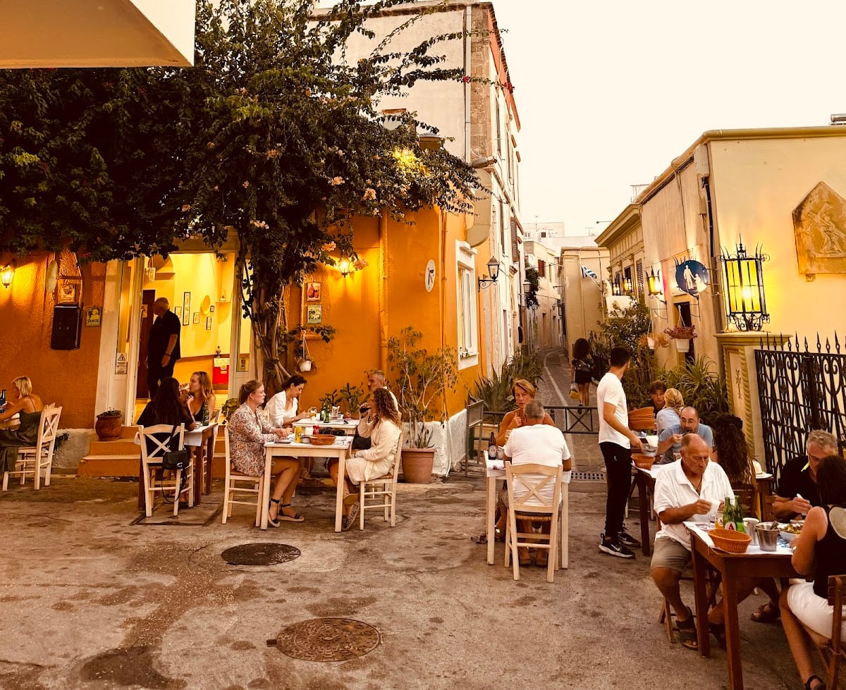 Εστιατόριο Νιοχώρι - Restaurant