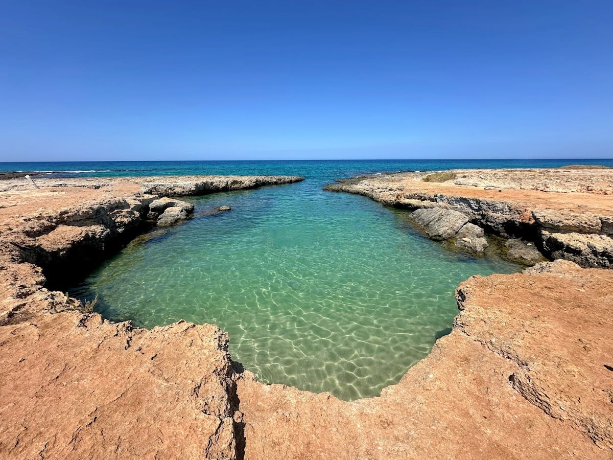 Baia nascosta di Chela di Granchio