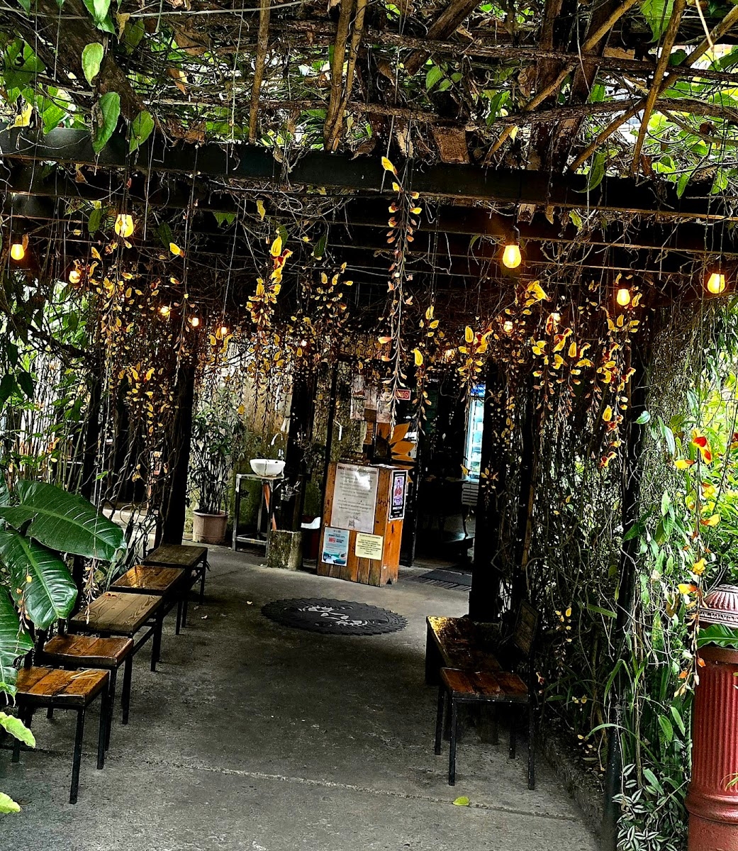 Café by the Ruins