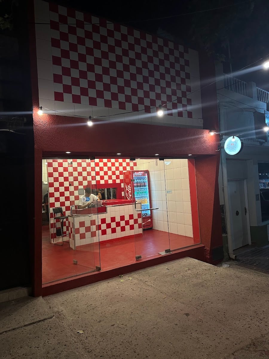 Juicy Hamburgers Carlos Paz