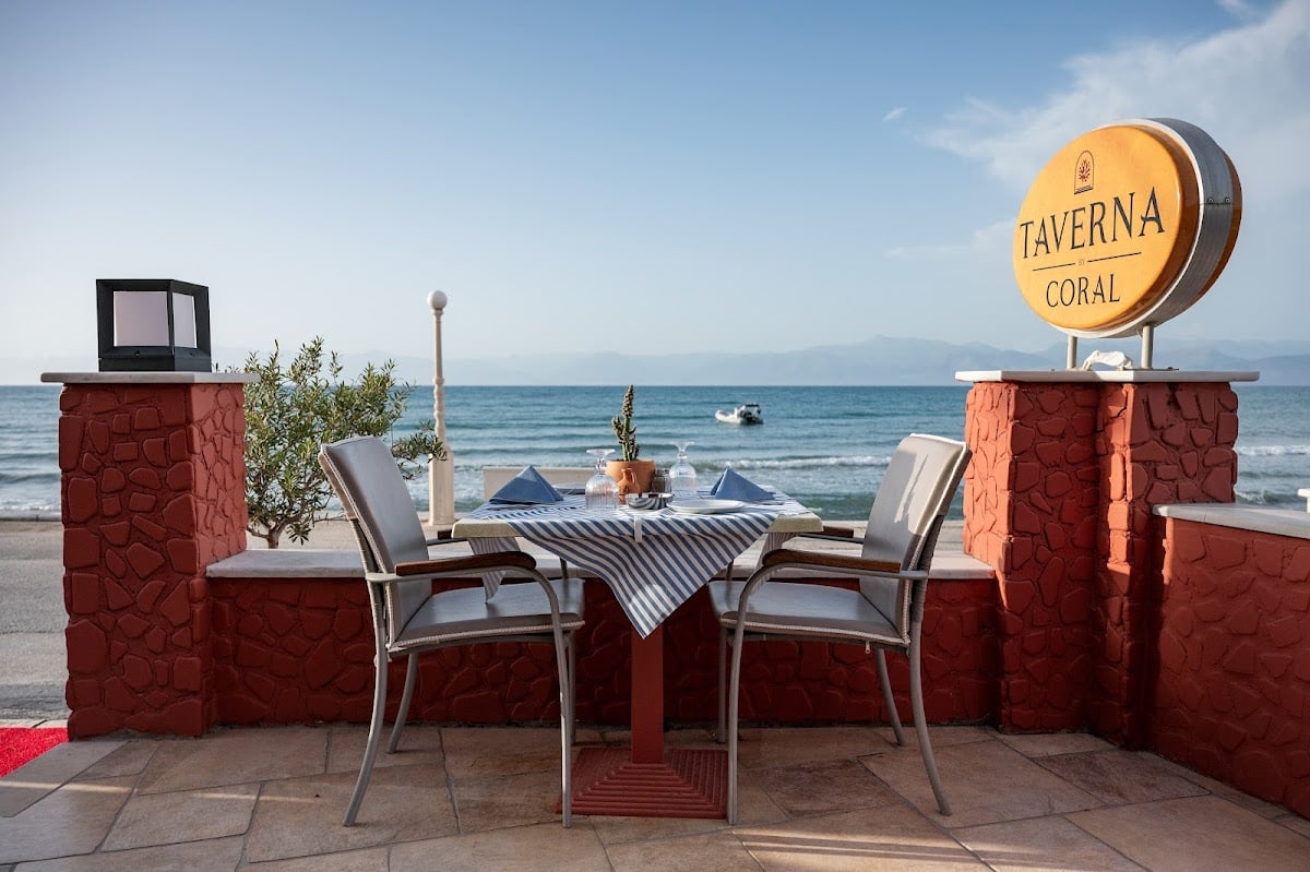 TAVERNA by Coral - Restaurant