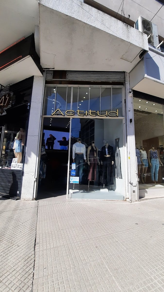 Actitud Jeans