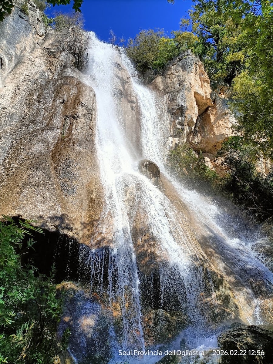Cascata di Middai