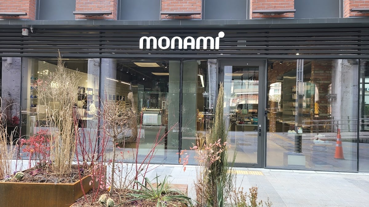 Monami Store Seongsu - Papeleria - haz tu boligrafo