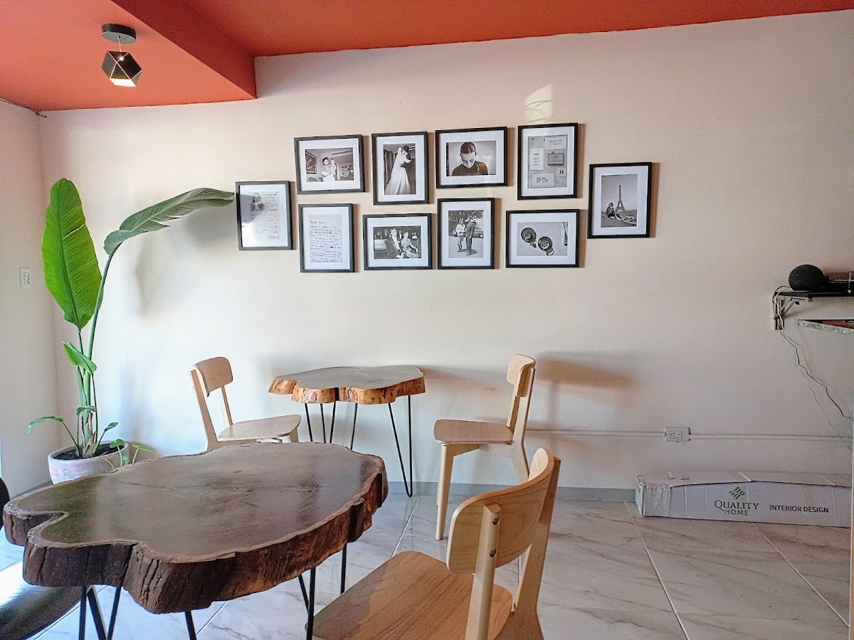 Om Bistro