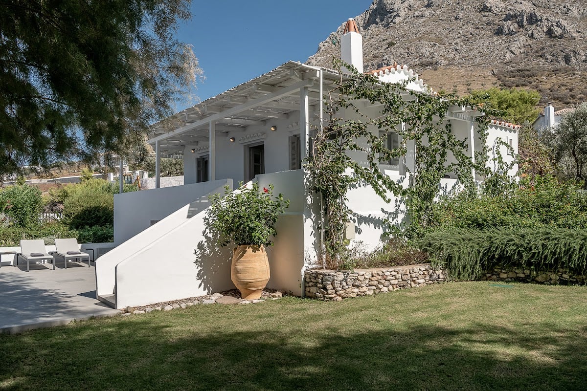 Bellevalia Hydra - Hotel