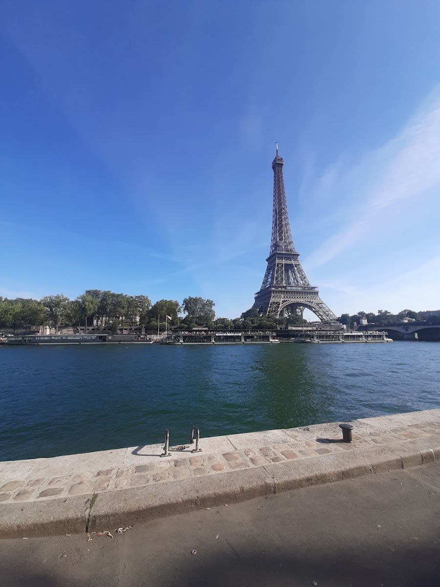 Port Debilly