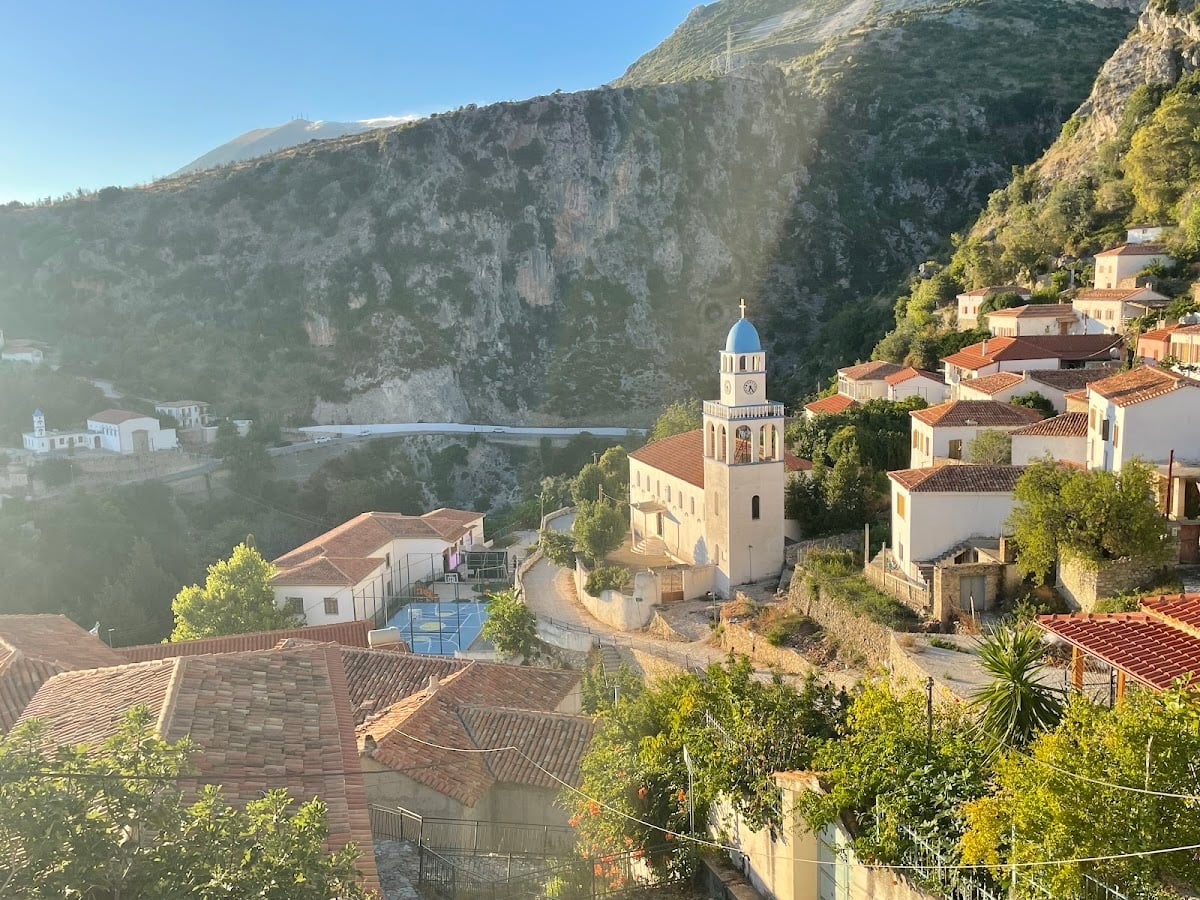 Kisha e Shën Spiridhonit, Dhërmi - Beautiful blue church in Dhermi