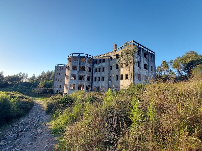 Sanatorium (Sanatório) Valongo - Tourist Attraction · Porto District, São Pedro da Cova