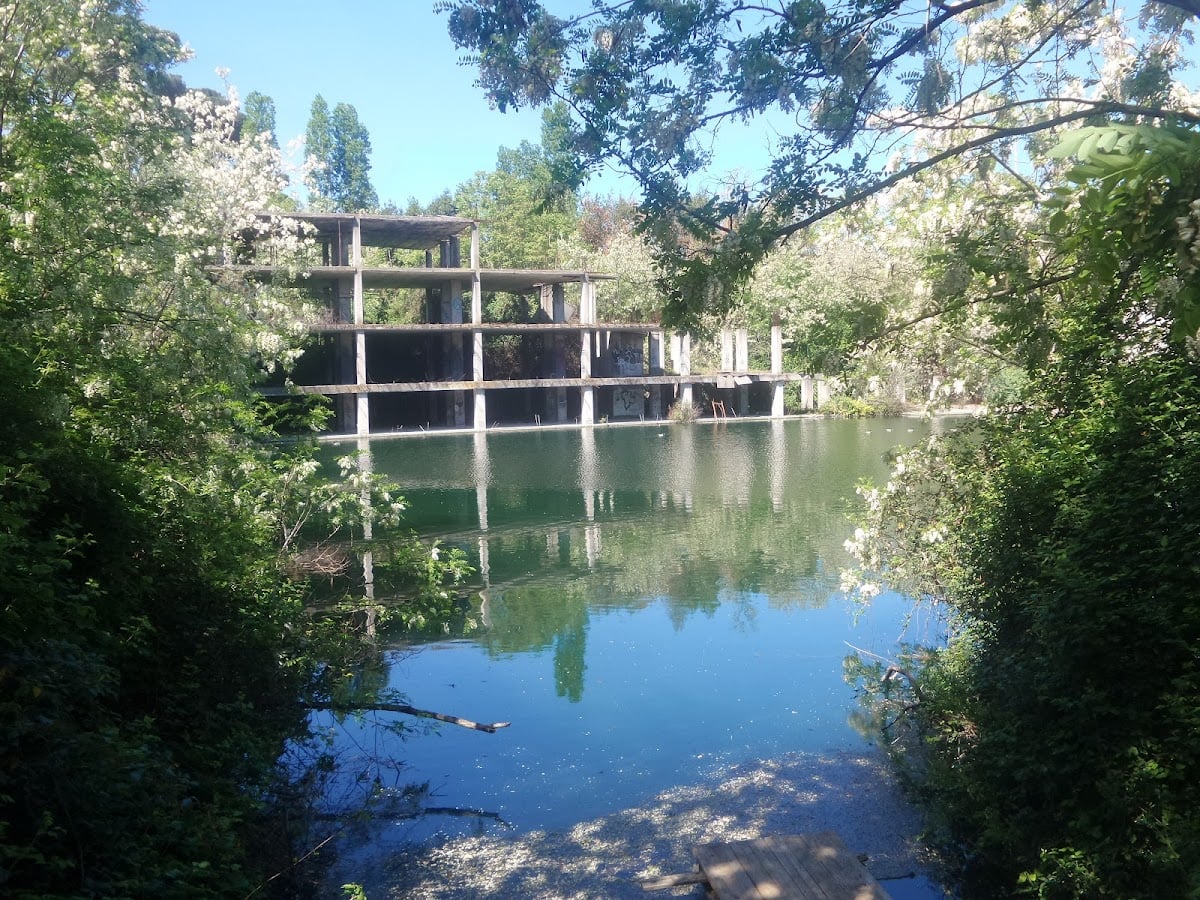 Lago Ex SNIA