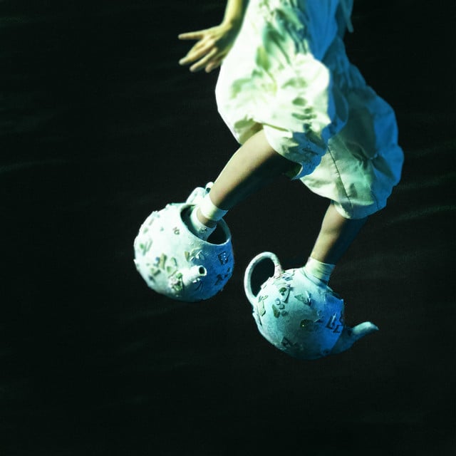 Bump - Song · Dora Jar