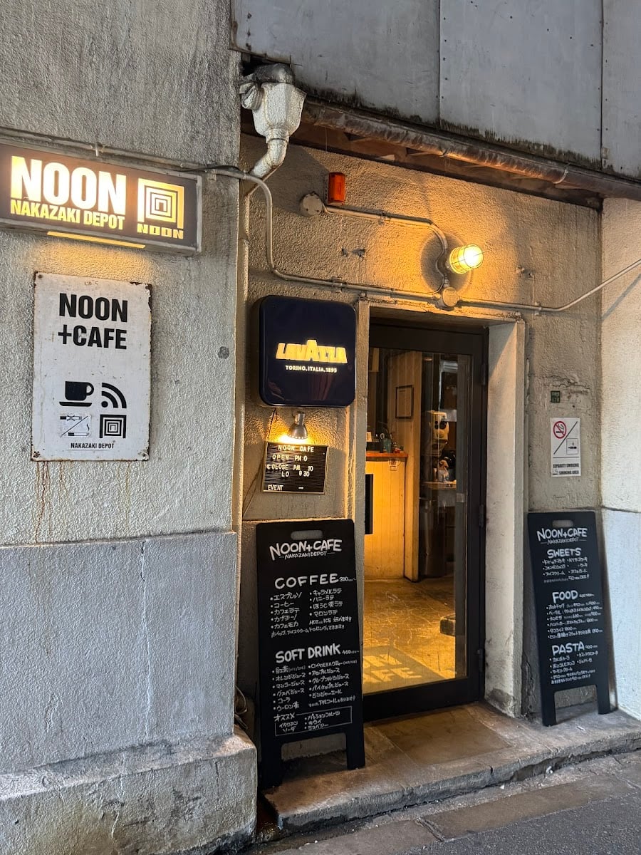 NOON+CAFE