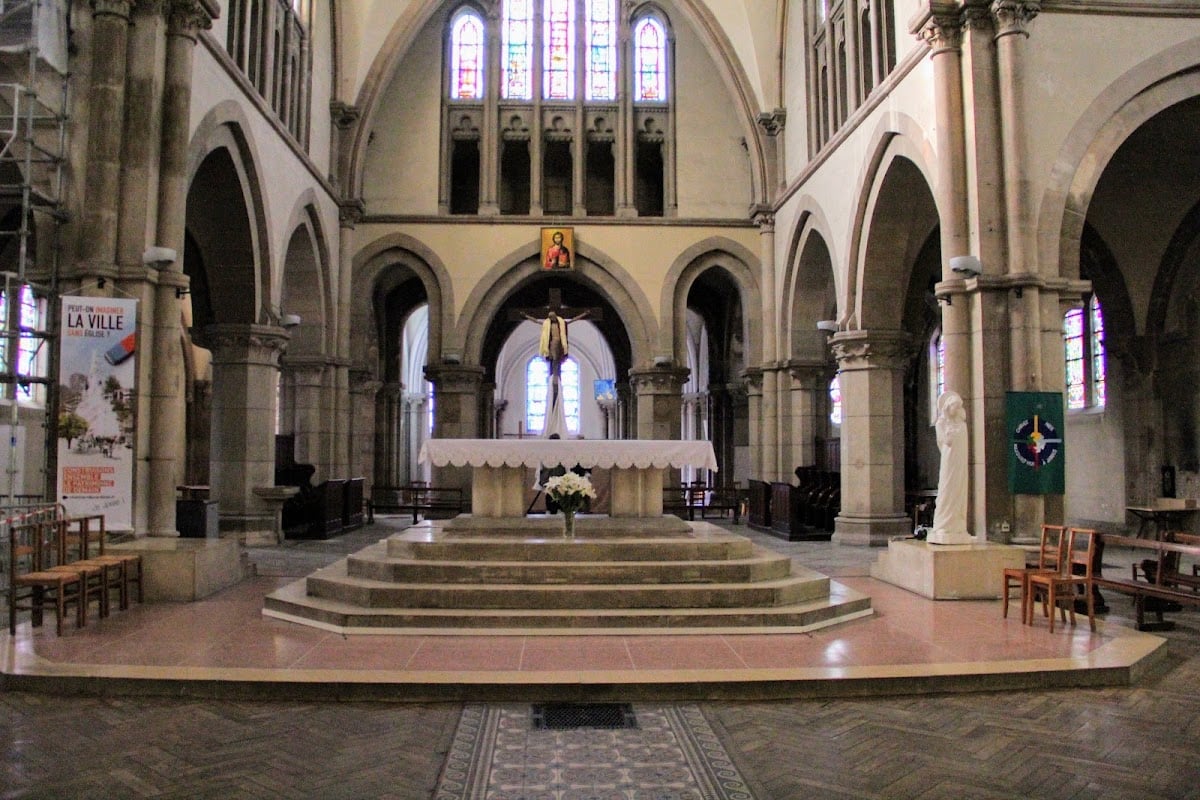 église saint Denys de l'Estrée