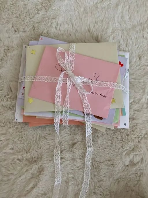 collection of letters - do penpal ! so u can save the letters with a cute string