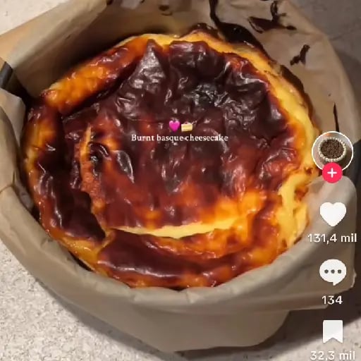 Tarta de queso vasca quemada - @mangotastes